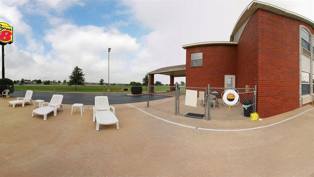 Super 8 By Wyndham Nixa/Springfield Area Hotel Bagian luar foto