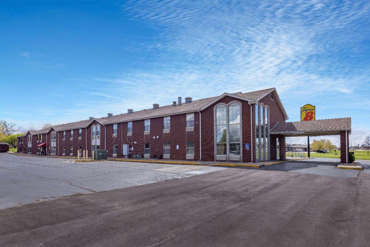 Super 8 By Wyndham Nixa/Springfield Area Hotel Bagian luar foto